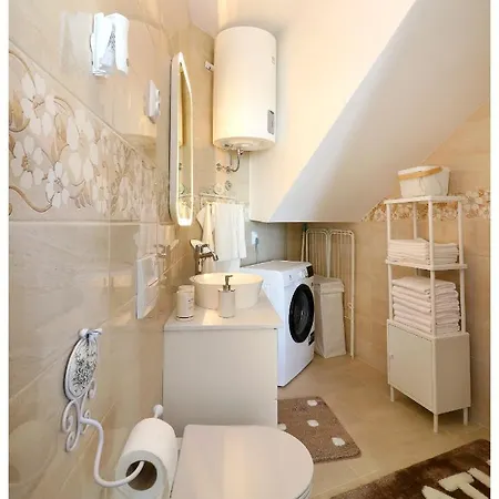 Apartman Gracin Dvor Apartment