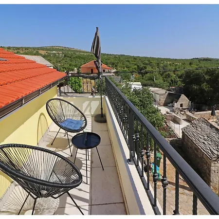 Apartment Apartman Gracin Dvor